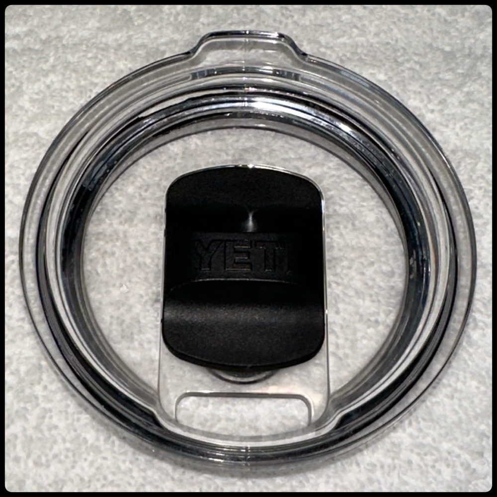 π₯π§YETI Black Stainless Steel 20oz Tumbler with Lid. One Owner. A- condition. ππΌ - Picture 11 of 16